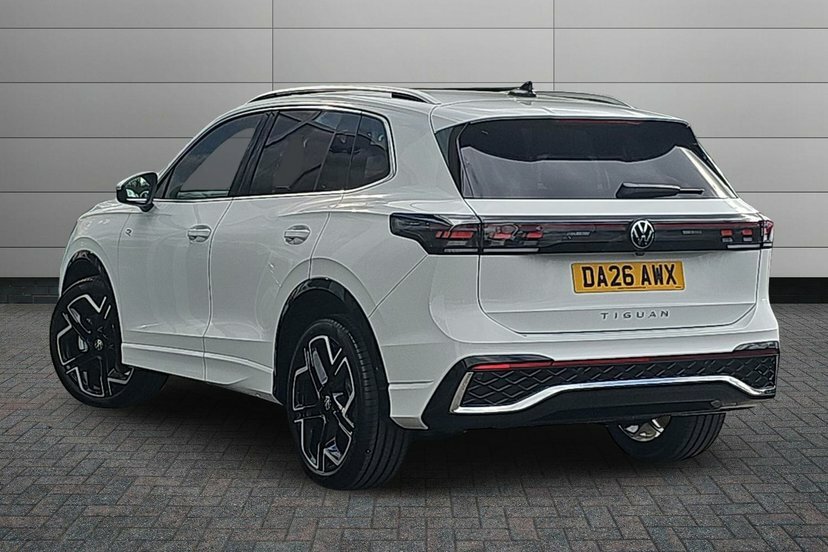 Volkswagen Tiguan 2.0 Tdi R-line Suv Dsg 150 Ps DA26AWX White #5