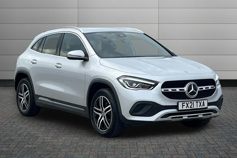 Mercedes-Benz GLA Class 2.0 Gla200d Sport Suv 8G-dct 150 Ps Silver