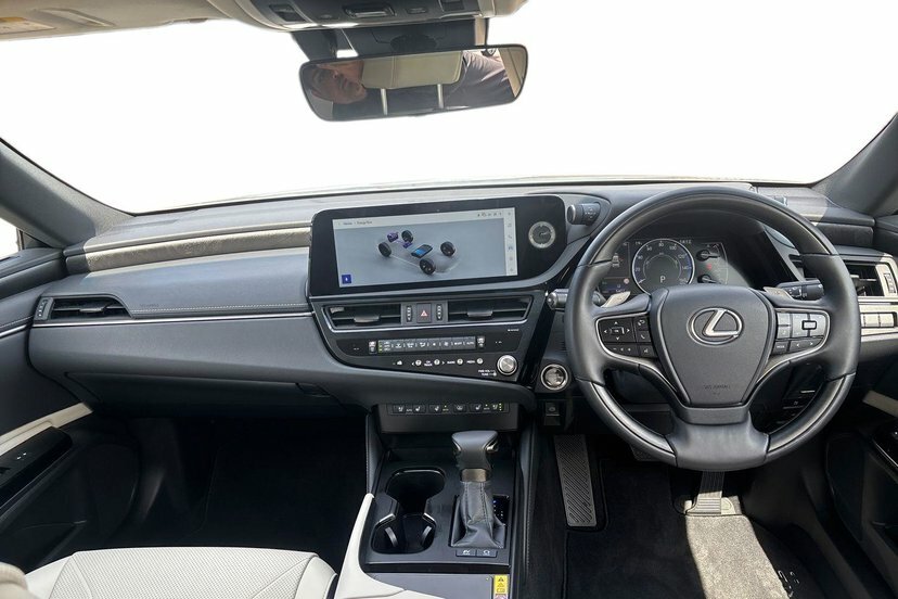 Lexus ES 2.5 300H Premium Plus Saloon Hybrid E-c Silver #6