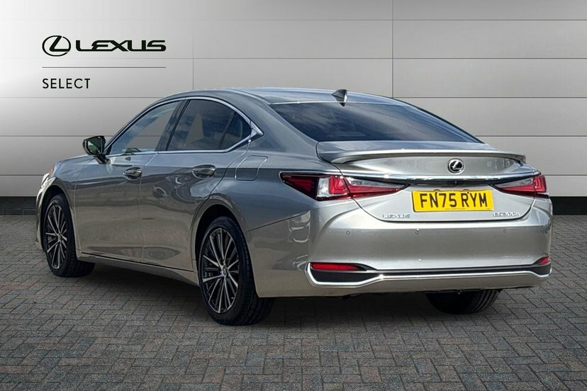 Lexus ES 2.5 300H Premium Plus Saloon Hybrid E-c Silver #3