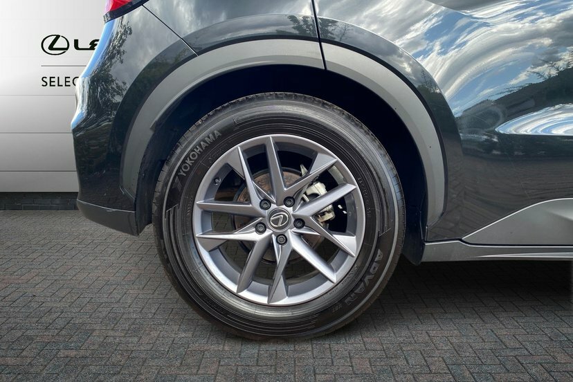 Lexus LBX 1.5 Vvt-ie Premium Suv Hybrid E-cvt 13 WT25EJV Black #5