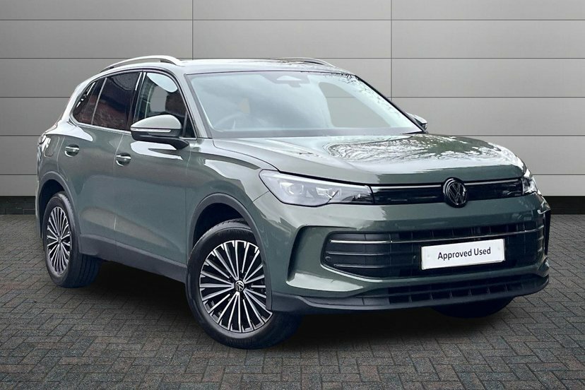 Volkswagen Tiguan 1.5 Etsi Mhev Match Suv Hybrid Dsg 150 MV26FNK Green