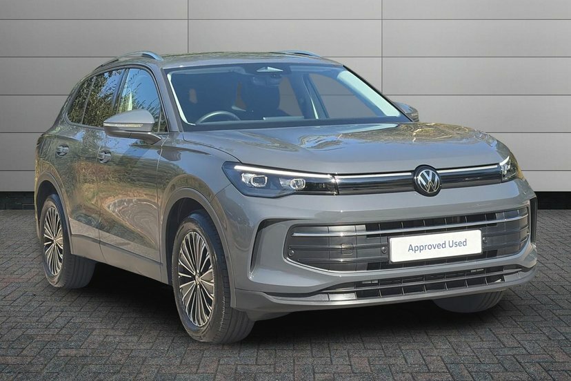 Volkswagen Tiguan 1.5 Etsi Mhev Match Suv Hybrid Dsg 150 GF26MUA Grey