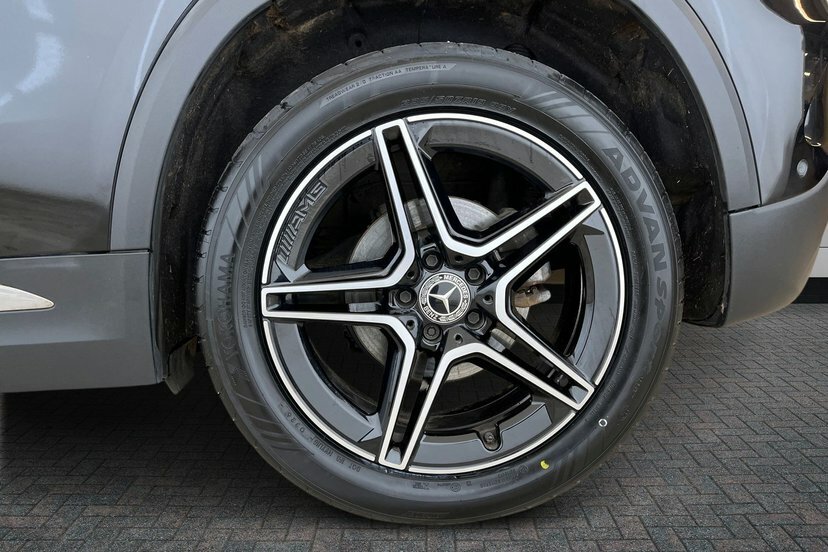 Mercedes-Benz GLA Class Gla200 Amg Line Premium AO23LPL Black #4