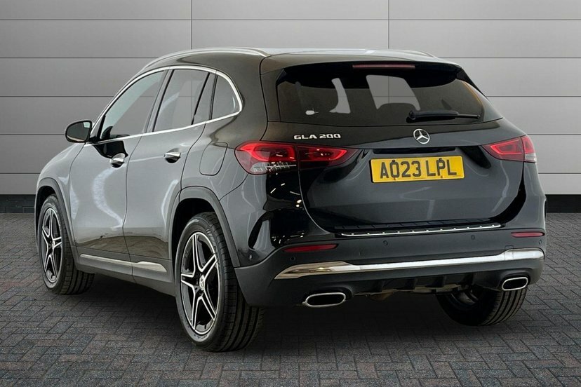 Mercedes-Benz GLA Class Gla200 Amg Line Premium AO23LPL Black #2