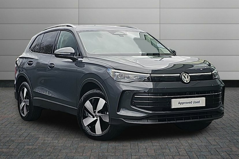 Volkswagen Tiguan 1.5 Etsi Mhev Match Suv Hybrid Dsg 150 DE26XCF Grey