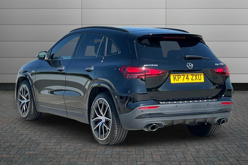 Mercedes-Benz GLA Class Gla35 Mhev Amg Premium Black #2