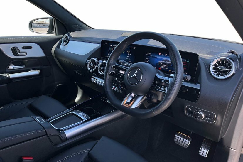 Mercedes-Benz GLA Class Gla35 Mhev Amg Premium Black #5