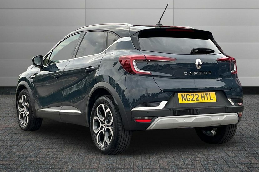 Renault Captur 1.3 Tce Se Edition Suv Edc 140 Ps Black #3