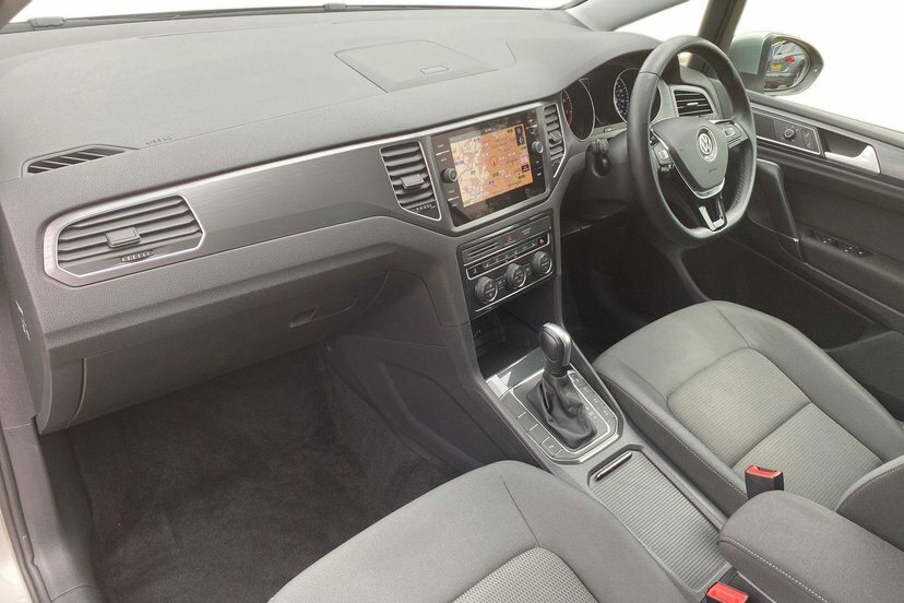 Volkswagen Golf SV 1.5 Tsi Evo Match Mpv Dsg 150 Ps Silver #2
