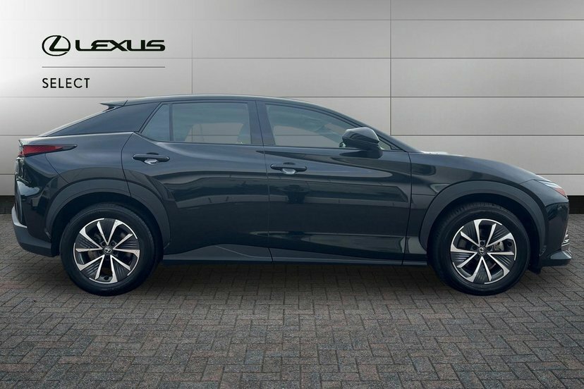 Lexus RZ 450E 71.4Kwh Urban Suv Direct4 Black #4