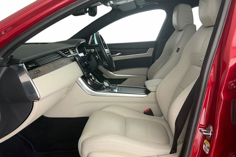 Jaguar XF 2.0 D200 Mhev R-dynamic Se Sportbrake A Red #3
