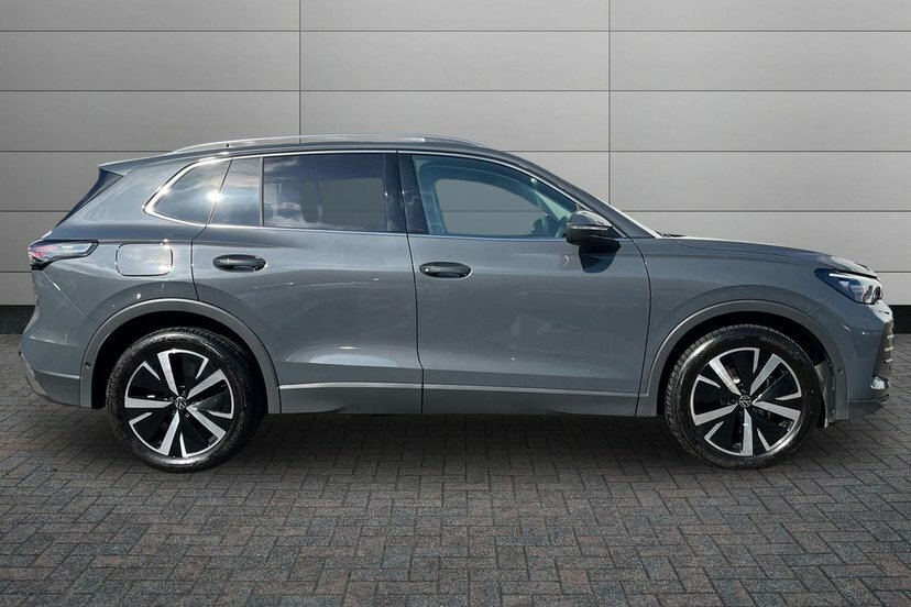 Volkswagen Tiguan 2.0 Tdi Elegance Suv Dsg 150 Ps GF75PZD Grey #4