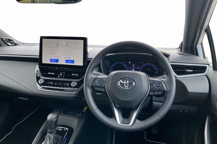 Toyota Corolla 2.0 Vvt-h Excel Hatchback Hybrid Cvt 1 RF75HTL White #6