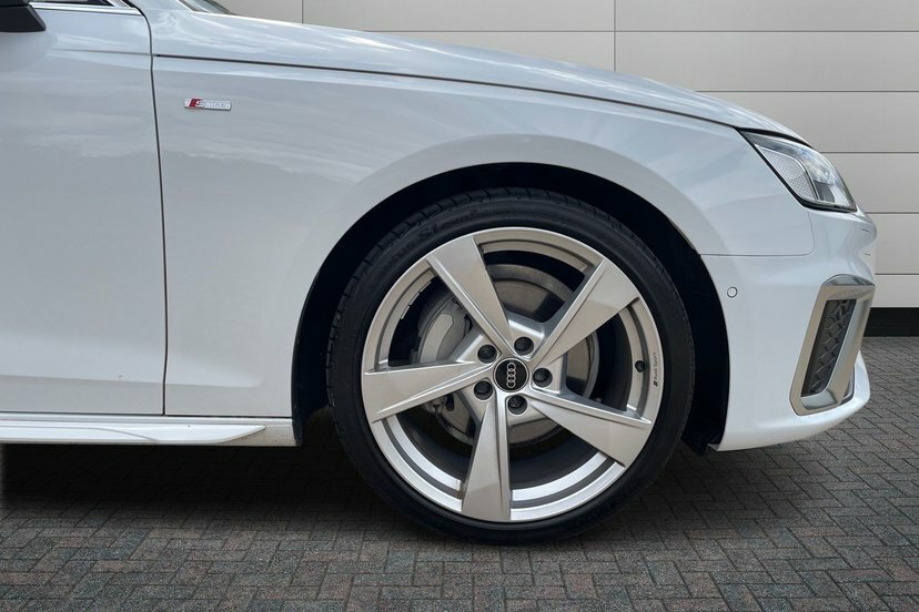 Audi A4 Avant 2.0 Tfsi 40 S Line Estate S Tronic 204 White #5