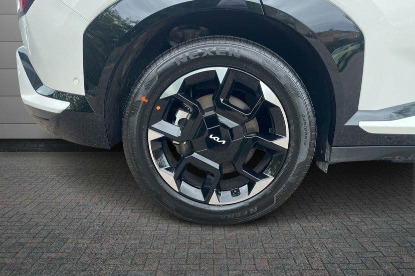 Kia EV5 81.4Kwh Gt-line S Suv 214 Bhp LC26ZYB White #5