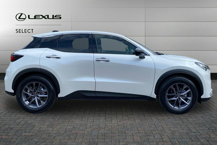 Lexus LBX 1.5 Vvt-ie Premium Suv Hybrid E-cvt 13 RE26VMM White #4