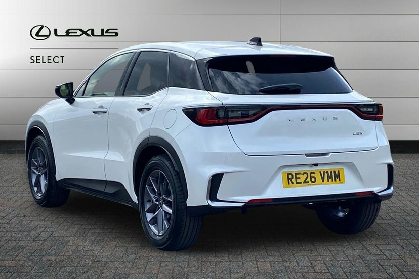 Lexus LBX 1.5 Vvt-ie Premium Suv Hybrid E-cvt 13 RE26VMM White #3