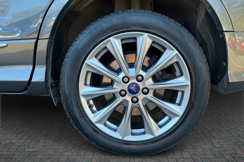 Ford Kuga 1.5T Ecoboost Vignale Suv Awd 182 RK18GMG Grey #5
