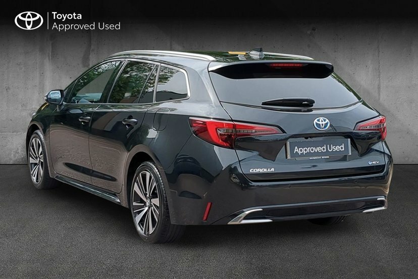 Toyota Corolla 1.8 Vvt-h Design Touring Sports Hybrid FP25JHZ Black #3
