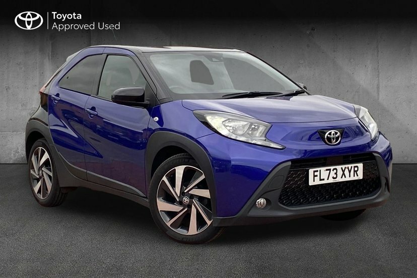 Toyota Aygo X 1.0 Vvt-i Edge Hatchback 72 Ps FL73XYR Blue