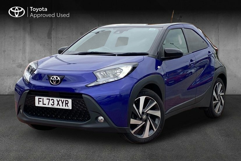 Toyota Aygo X 1.0 Vvt-i Edge Hatchback 72 Ps FL73XYR Blue #3