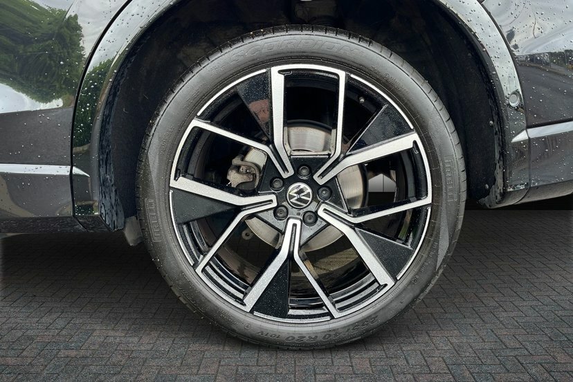 Volkswagen Tiguan 2.0 Tdi R-line Suv Dsg 150 Ps EA74JWZ Black #5