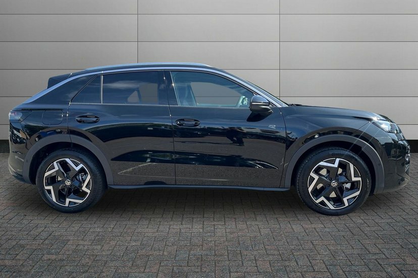 Volkswagen T-Roc 1.5 Tsi R-line Suv Dsg 150 Ps MV26FNC Black #4
