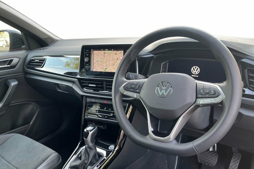 Volkswagen T-Roc 1.5 Tsi Style Design Suv Dsg 150 Ps LX26UCF Black #6