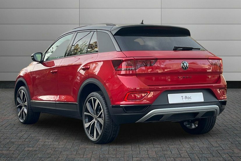 Volkswagen T-Roc 1.5 Tsi Style Design Suv Dsg 150 Ps LX26UCF Black #3