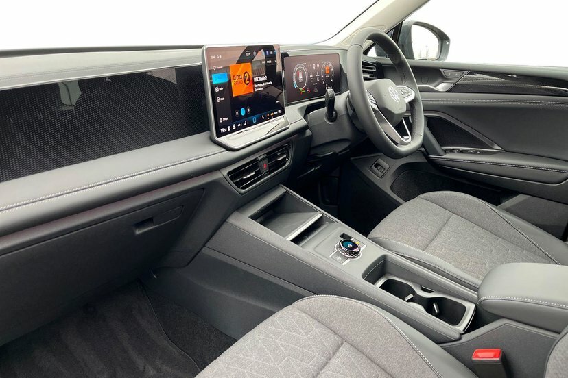 Volkswagen Tiguan 1.5 Etsi Mhev Match Suv Hybrid Dsg 150 EK26AXY Grey #2