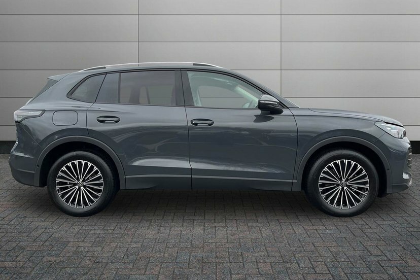 Volkswagen Tiguan 1.5 Etsi Mhev Match Suv Hybrid Dsg 150 EK26AXY Grey #4