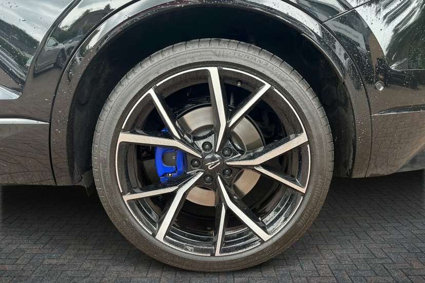 Volkswagen Touareg 3.0 V6 Tsi Ehybrid 14.3Kwh R Suv Plug-i Black #5