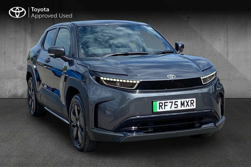 Toyota Urban Cruiser 61Kwh Excel Suv 174 Ps Grey