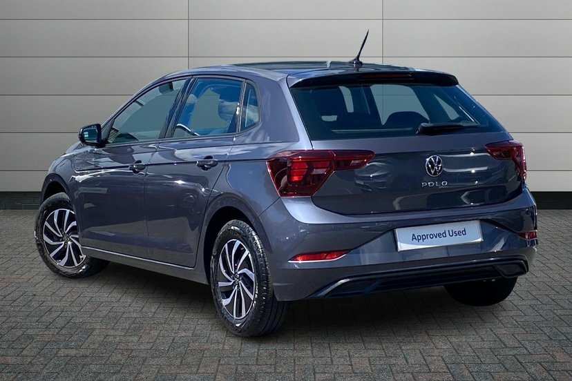 Volkswagen Polo 1.0 Tsi Life Hatchback 95 Ps Grey #3