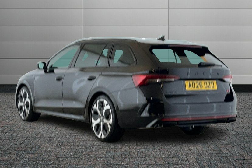 Skoda Octavia 2.0 Tsi Vrs Estate Dsg 265 Ps Black #3