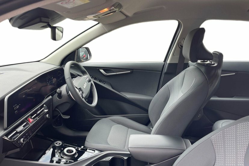 Kia e-Niro 64.8Kwh 2 Suv 201 Bhp Black #4