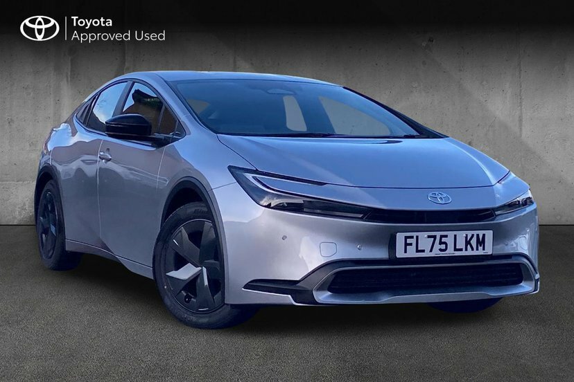 Toyota Prius 2.0 13.6Kwh Design Hatchback Plug-in Hy 