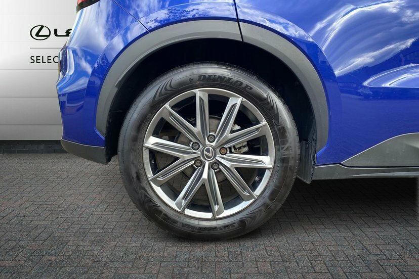 Lexus LBX 1.5 Vvt-ie Takumi Suv Hybrid E-cvt 136 DF74LGL Blue #5