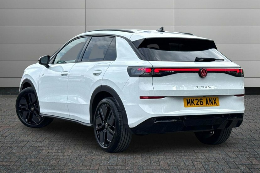 Volkswagen T-Roc 1.5 Etsi Mhev R-line Suv Hybrid Dsg 15 MK26ANX White #3