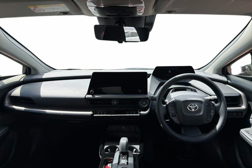 Toyota Prius 2.0 13.6Kwh Excel Hatchback Plug-in Hyb Black #5