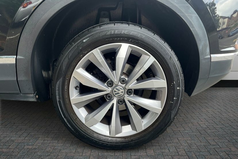 Volkswagen T-Roc 1.0 Tsi Design Suv 115 Ps KM68GYF Black #5