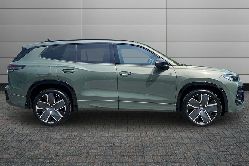 Volkswagen Tayron 2.0 Tdi R-line Suv Dsg 150 Ps Green #4
