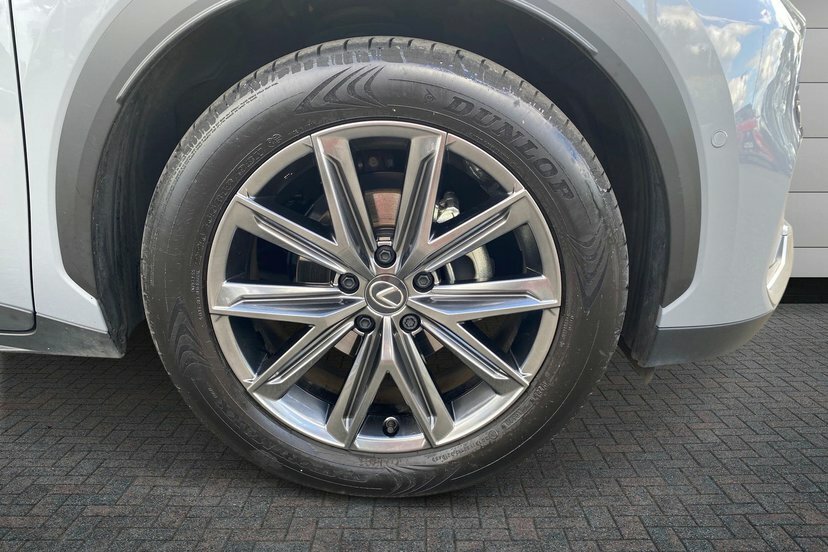Lexus LBX 1.5 Vvt-ie Takumi Suv Hybrid E-cvt 136 FP24GPJ Grey #5