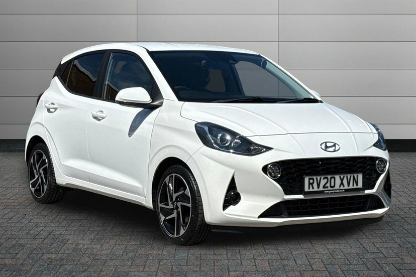 Hyundai I10 1.2 Premium Hatchback 84 Ps RV20XVN White