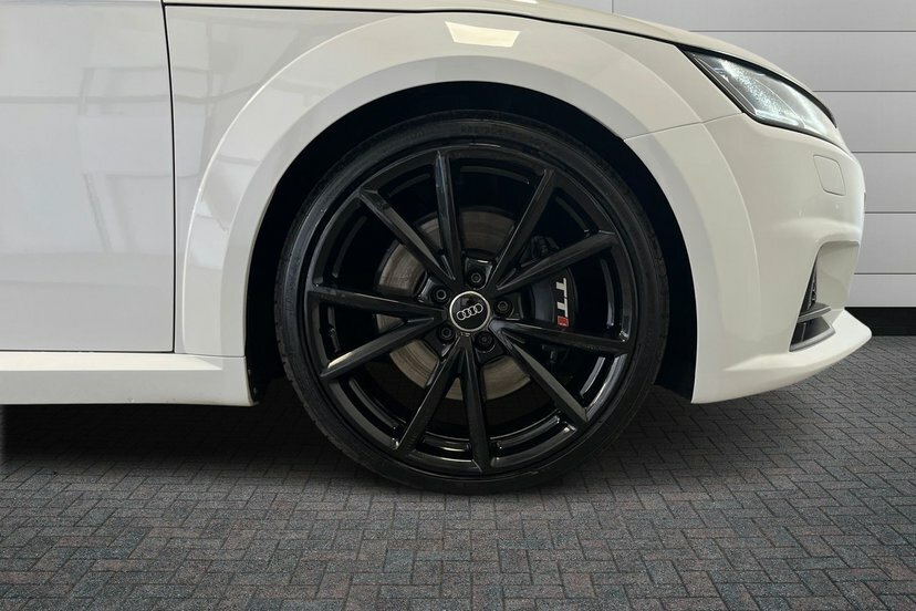 Audi TTS 2.0 Tfsi Black Edition Coupe S Tronic Q White #5