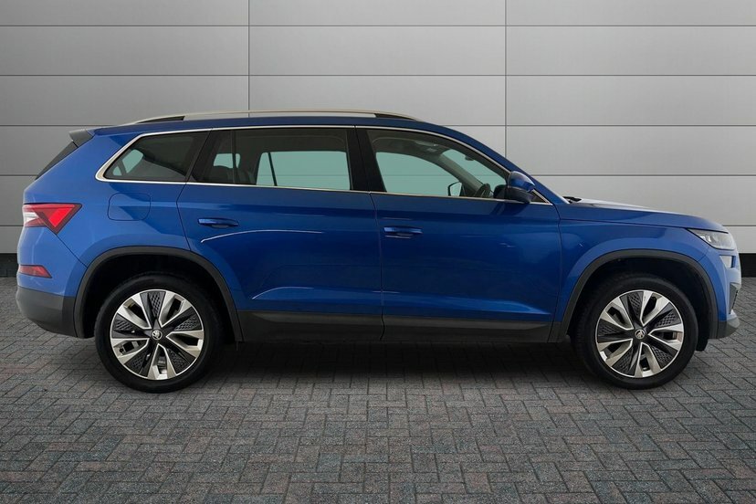 Skoda Kodiaq Kodiaq Se L Executive 7 Seats 1.5 Tsi 150 Ps Dsg AO73NTF Blue #4