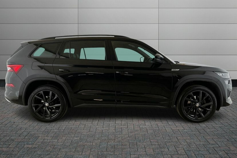Skoda Kodiaq Kodiaq Sportline 7 Seats 1.5 Tsi 150 Ps Dsg AP22NFC Black #4