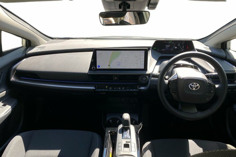 Toyota Prius 2.0 13.6Kwh Design Hatchback Plug-in Hy RO26UOU Silver #5