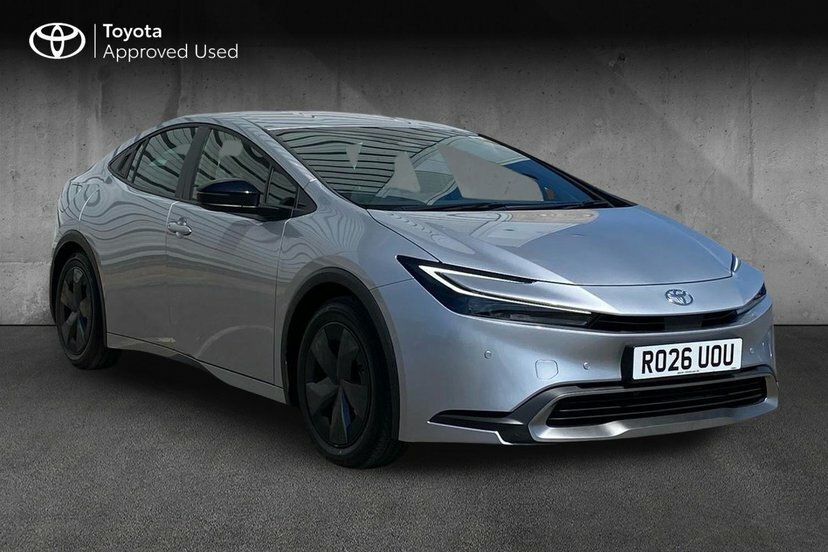 Toyota Prius 2.0 13.6Kwh Design Hatchback Plug-in Hy Silver